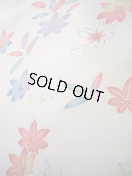 画像20: J1007P  訪問着 女性用着物  シルク(正絹) 淡い 薄い クリーム, ぼたん 【中古】 【USED】 【リサイクル】 ★★★☆☆ (20)