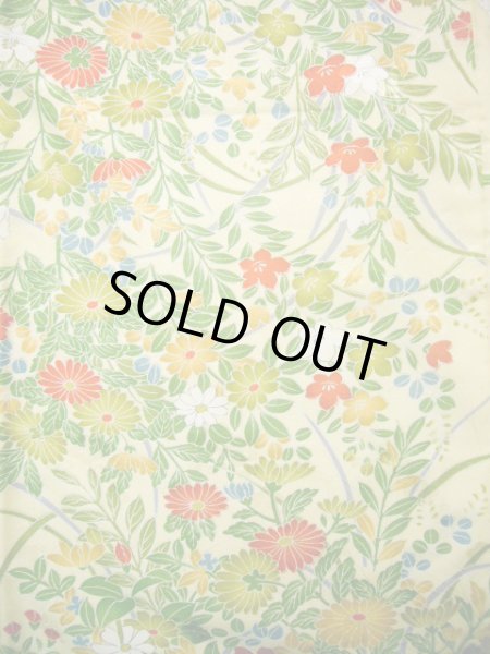 画像5: J1021C  小紋 女性用着物  化繊 淡い 薄い 黄緑色, 花 【中古】 【USED】 【リサイクル】 ★★★★☆ (5)