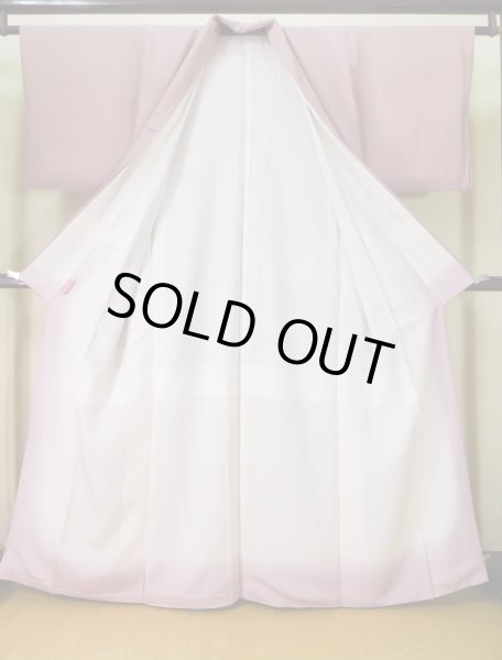 画像2: J1021V Mint  小紋 女性用着物  シルク(正絹) 淡い  ピンク, 紗綾形文 【中古】 【USED】 【リサイクル】 ★★★★☆ (2)