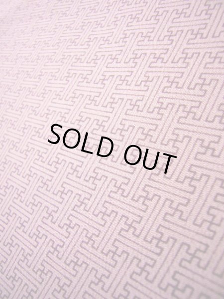 画像8: J1021V Mint  小紋 女性用着物  シルク(正絹) 淡い  ピンク, 紗綾形文 【中古】 【USED】 【リサイクル】 ★★★★☆ (8)