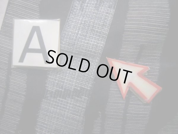 画像14: J1023A  大島紬 女性用着物 縦横絣 シルク（正絹）   黒, 笹 【中古】 【USED】 【リサイクル】 ★★☆☆☆ (14)