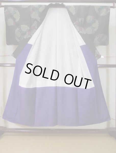 画像2: J1023B  大島紬 女性用着物 横双 シルク（正絹） 深い  ブラウン（茶色）, 花 【中古】 【USED】 【リサイクル】 ★★★☆☆ (2)