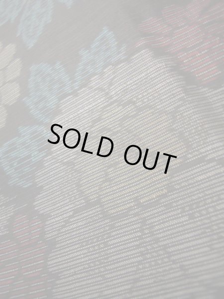 画像11: J1023B  大島紬 女性用着物 横双 シルク（正絹） 深い  ブラウン（茶色）, 花 【中古】 【USED】 【リサイクル】 ★★★☆☆ (11)