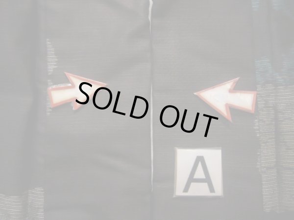 画像16: J1023B  大島紬 女性用着物 横双 シルク（正絹） 深い  ブラウン（茶色）, 花 【中古】 【USED】 【リサイクル】 ★★★☆☆ (16)