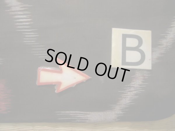 画像16: J1023C  大島紬 女性用着物 横双 シルク（正絹） 茶色がかった  黒, 花 【中古】 【USED】 【リサイクル】 ★★★☆☆ (16)