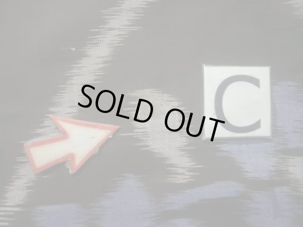 画像17: J1023C  大島紬 女性用着物 横双 シルク（正絹） 茶色がかった  黒, 花 【中古】 【USED】 【リサイクル】 ★★★☆☆ (17)