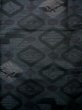 画像4: J1023E  大島紬 女性用着物 横双 シルク（正絹） ヘザー（杢） 青みのある 黒, 幾何学模様 【中古】 【USED】 【リサイクル】 ★★★★☆ (4)
