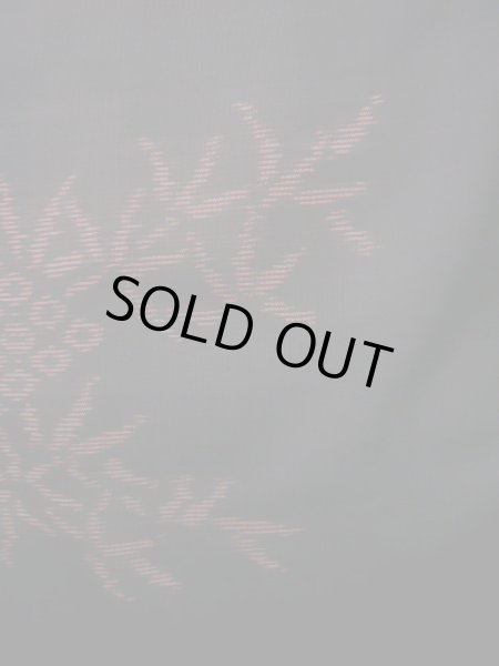 画像8: J1023M  大島紬 女性用着物  シルク(正絹) 赤みのある  黒, 笹 【中古】 【USED】 【リサイクル】 ★★★☆☆ (8)