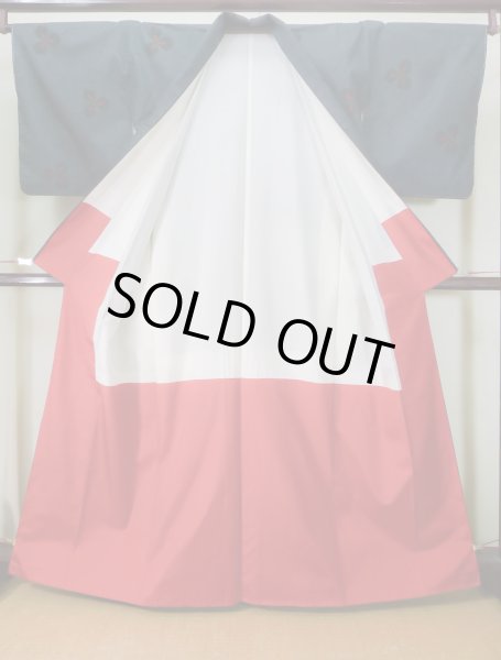 画像2: J1023P Mint  大島紬 女性用着物 縦横絣 シルク(正絹) 深い ヘザー(杢) ネイビー(紺), 花 【中古】 【USED】 【リサイクル】 ★★★★★ (2)