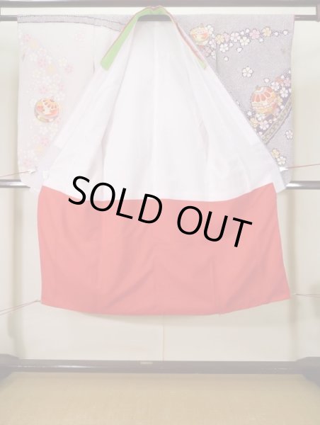 画像2: J1104J  子供用 女性用着物 杜若、鈴柄 化繊 薄い 深い 藤, 菊 【中古】 【USED】 【リサイクル】 ★★☆☆☆ (2)
