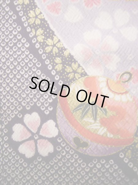 画像7: J1104J  子供用 女性用着物 杜若、鈴柄 化繊 薄い 深い 藤, 菊 【中古】 【USED】 【リサイクル】 ★★☆☆☆ (7)