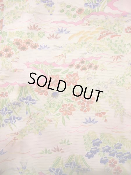 画像4: J1104K  子供用 女性用着物 百合、撫子柄 シルク(正絹) 薄い 甘い ピンク, 花 【中古】 【USED】 【リサイクル】 ★★★☆☆ (4)