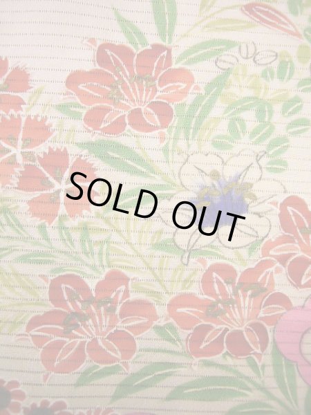 画像8: J1104K  子供用 女性用着物 百合、撫子柄 シルク(正絹) 薄い 甘い ピンク, 花 【中古】 【USED】 【リサイクル】 ★★★☆☆ (8)