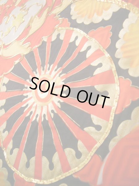 画像15: J1104M  子供用 女性用着物 花車柄 化繊   赤, ぼたん 【中古】 【USED】 【リサイクル】 ★★★★☆ (15)