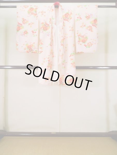 画像2: J1104T  子供用 女性用着物 毬柄 シルク(正絹) 淡い 薄い ピンク, 花 【中古】 【USED】 【リサイクル】 ★★☆☆☆ (2)