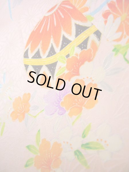 画像15: J1104T  子供用 女性用着物 毬柄 シルク(正絹) 淡い 薄い ピンク, 花 【中古】 【USED】 【リサイクル】 ★★☆☆☆ (15)