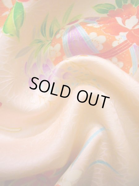 画像20: J1104T  子供用 女性用着物 毬柄 シルク(正絹) 淡い 薄い ピンク, 花 【中古】 【USED】 【リサイクル】 ★★☆☆☆ (20)