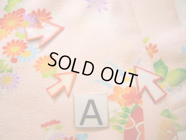 画像23: J1104T  子供用 女性用着物 毬柄 シルク(正絹) 淡い 薄い ピンク, 花 【中古】 【USED】 【リサイクル】 ★★☆☆☆ (23)