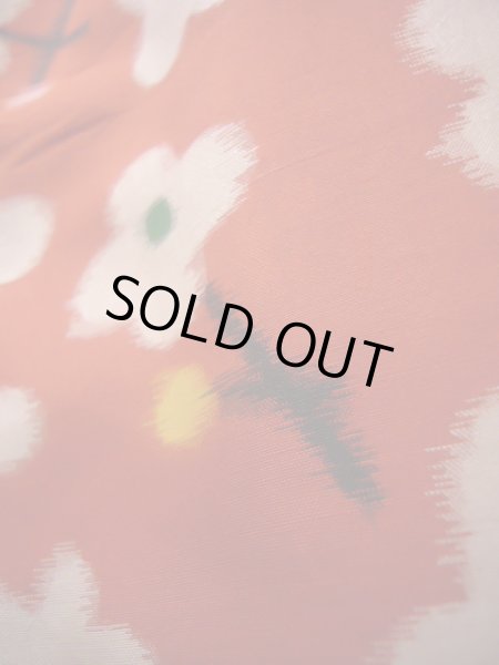 画像9: J1104Y  子供用 女性用着物 J1104Xとセット シルク（正絹）   赤, 花 【中古】 【USED】 【リサイクル】 ★★☆☆☆ (9)