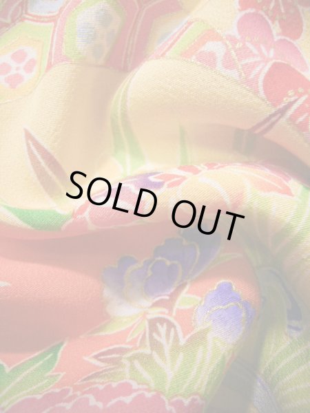 画像27: J1111K Mint  子供用 女性用着物 手描き友禅 化繊 淡い 薄い クリーム, ぼたん 【中古】 【USED】 【リサイクル】 ★★★★☆ (27)