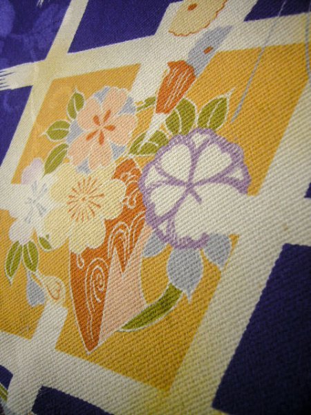 画像15: J1111N  子供用 女性用着物  シルク(正絹) 深い  青, 菊 【中古】 【USED】 【リサイクル】 ★★★☆☆ (15)