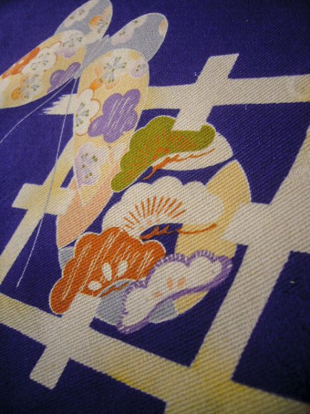 画像19: J1111N  子供用 女性用着物  シルク(正絹) 深い  青, 菊 【中古】 【USED】 【リサイクル】 ★★★☆☆ (19)