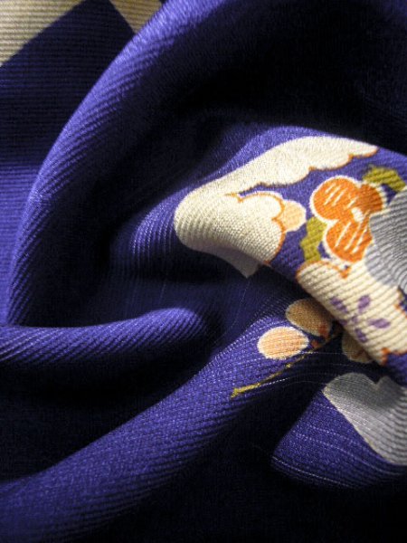 画像20: J1111N  子供用 女性用着物  シルク(正絹) 深い  青, 菊 【中古】 【USED】 【リサイクル】 ★★★☆☆ (20)