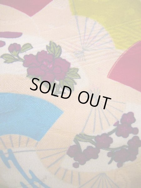 画像7: J1111O Mint  子供用 女性用着物  シルク(正絹) 淡い 薄い ベージュ, ぼたん 【中古】 【USED】 【リサイクル】 ★★★★☆ (7)