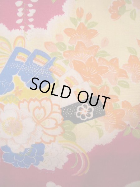 画像8: J1111T  子供用 女性用着物 鈴、杜若柄 シルク（正絹） 赤みのある 深い 紫, 花 【中古】 【USED】 【リサイクル】 ★★★☆☆ (8)