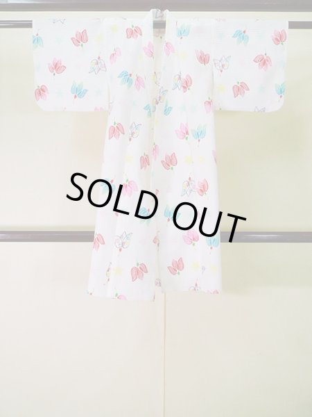画像2: J1111Y Mint  子供用 女性用着物  化繊   白, 花 【中古】 【USED】 【リサイクル】 ★★★★☆ (2)
