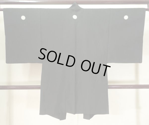 画像2: J1202A  羽織 女性用着物  シルク（正絹）   黒,  【中古】 【USED】 【リサイクル】 ★★☆☆☆ (2)