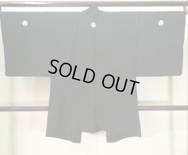 画像2: J1202B Mint  羽織 女性用着物 三保松原 シルク(正絹)   黒, 富士 【中古】 【USED】 【リサイクル】 ★★★★☆ (2)