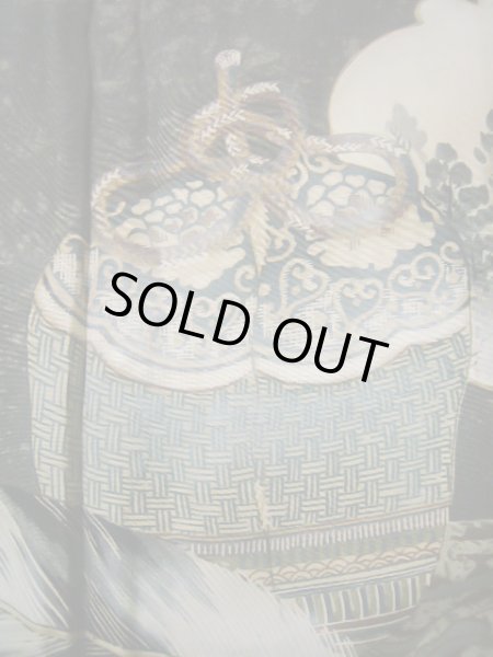 画像8: J1202H  羽織 女性用着物 ひげ シルク(正絹) 深い  ブラウン(茶色),  【中古】 【USED】 【リサイクル】 ★★☆☆☆ (8)