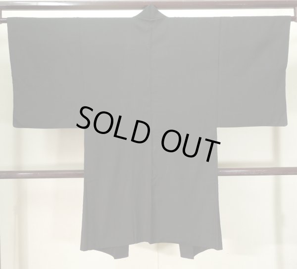 画像2: J1202K  羽織 女性用着物  シルク（正絹）   黒,  【中古】 【USED】 【リサイクル】 ★☆☆☆☆ (2)