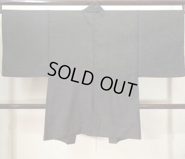 画像2: J1202S  羽織 女性用着物  シルク(正絹) 深い  ブラウン(茶色), チェック柄 【中古】 【USED】 【リサイクル】 ★★☆☆☆ (2)