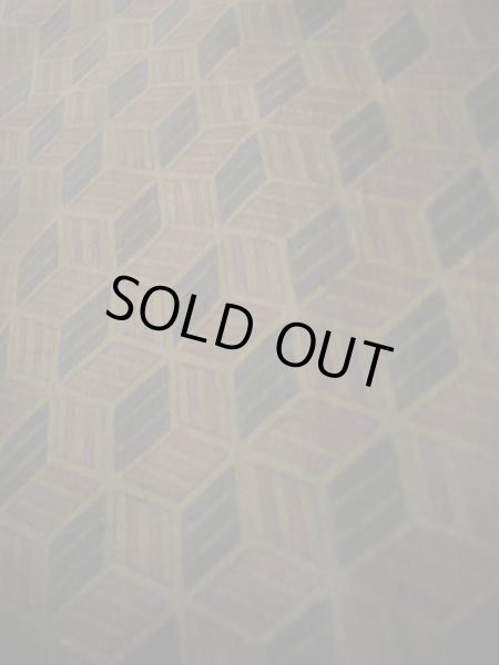 画像7: J1202Y  襦袢 女性用着物  シルク(正絹)   ブラウン(茶色), 幾何学模様 【中古】 【USED】 【リサイクル】 ★☆☆☆☆ (7)