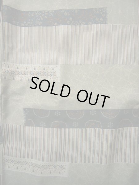 画像4: J1209C  襦袢 女性用着物  シルク(正絹) スモーキーな 淡い 黄緑色, 花 【中古】 【USED】 【リサイクル】 ★★☆☆☆ (4)