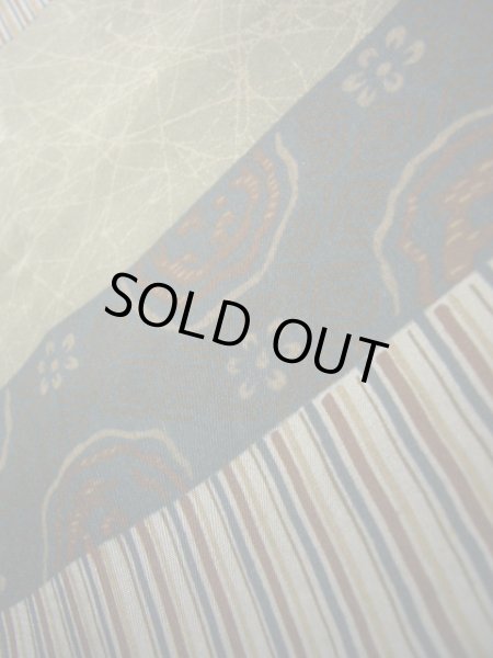 画像10: J1209C  襦袢 女性用着物  シルク(正絹) スモーキーな 淡い 黄緑色, 花 【中古】 【USED】 【リサイクル】 ★★☆☆☆ (10)