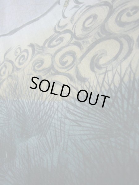 画像9: J1209H  襦袢 女性用着物  モスリン 淡い グレーがかった 水色, 松/松葉 【中古】 【USED】 【リサイクル】 ★★☆☆☆ (9)