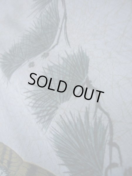 画像11: J1209H  襦袢 女性用着物  モスリン 淡い グレーがかった 水色, 松/松葉 【中古】 【USED】 【リサイクル】 ★★☆☆☆ (11)