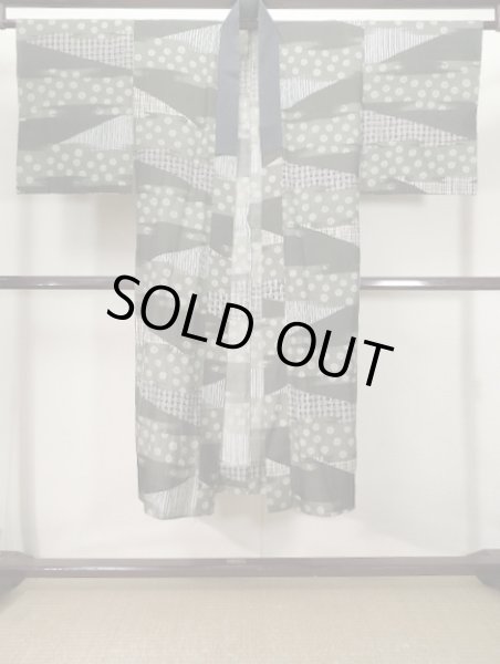 画像2: J1209N  襦袢 女性用着物  シルク（正絹） 深い  ブラウン（茶色）, 縞 【中古】 【USED】 【リサイクル】 ★★☆☆☆ (2)