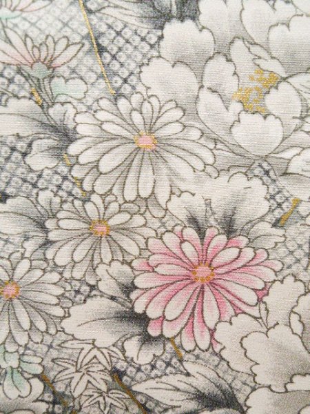 画像9: J1223A Mint  振袖 女性用着物  シルク(正絹)   青, 花 【中古】 【USED】 【リサイクル】 ★★★★☆ (9)