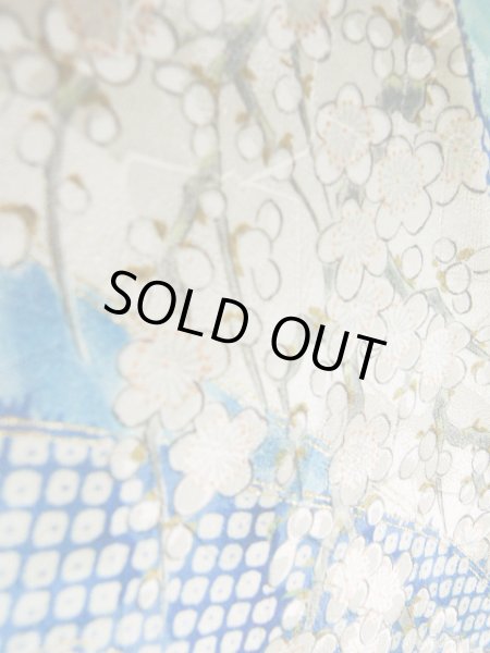 画像16: J1223B Mint  振袖 女性用着物  シルク(正絹) 淡い 薄い 青, 花 【中古】 【USED】 【リサイクル】 ★★★★☆ (16)