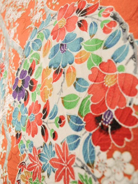 画像15: J1223C  振袖 女性用着物  シルク(正絹)   オレンジ, ぼたん 【中古】 【USED】 【リサイクル】 ★★★☆☆ (15)