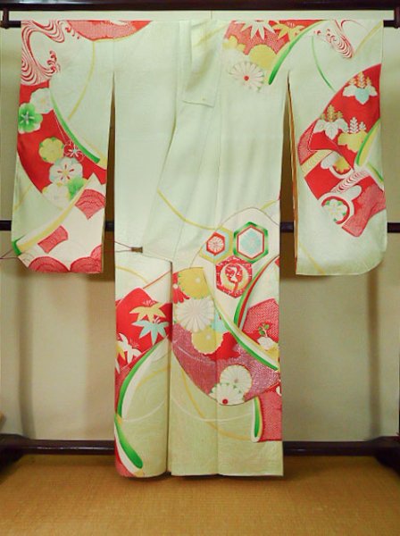 画像3: J1223K  振袖 女性用着物 誰が袖 シルク（正絹） 淡い 薄い 水色, ぼたん 【中古】 【USED】 【リサイクル】 ★★☆☆☆ (3)