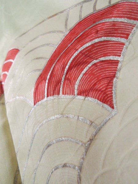 画像16: J1223K  振袖 女性用着物 誰が袖 シルク（正絹） 淡い 薄い 水色, ぼたん 【中古】 【USED】 【リサイクル】 ★★☆☆☆ (16)