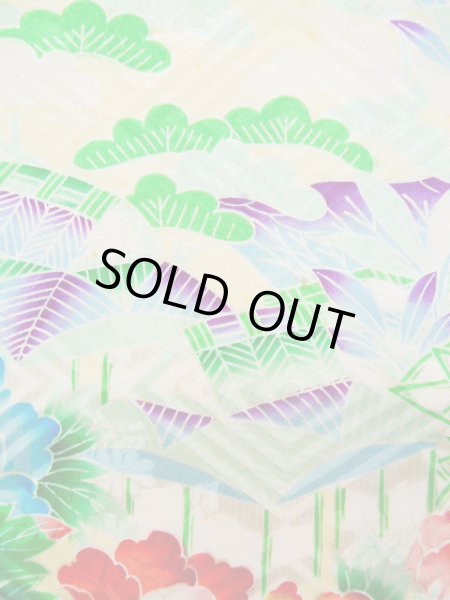 画像10: J1223M  振袖 女性用着物 水仙 シルク(正絹) 淡い 薄い イエロー(黄色), 花 【中古】 【USED】 【リサイクル】 ★★★☆☆ (10)