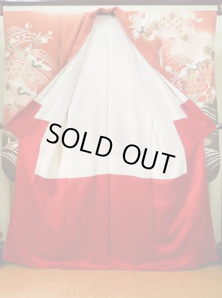 画像4: J1225A  振袖 女性用着物  シルク(正絹) 淡い  えんじ, 菊 【中古】 【USED】 【リサイクル】 ★★★☆☆ (4)