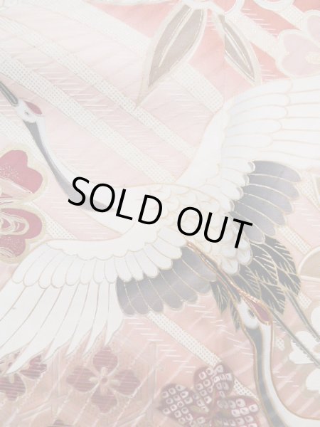 画像9: J1225A  振袖 女性用着物  シルク(正絹) 淡い  えんじ, 菊 【中古】 【USED】 【リサイクル】 ★★★☆☆ (9)