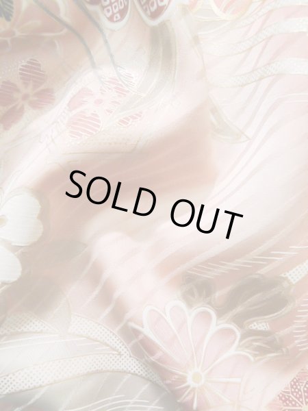 画像18: J1225A  振袖 女性用着物  シルク(正絹) 淡い  えんじ, 菊 【中古】 【USED】 【リサイクル】 ★★★☆☆ (18)